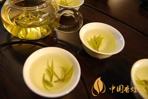 黃茶適合什么季節喝 黃茶的功效與禁忌